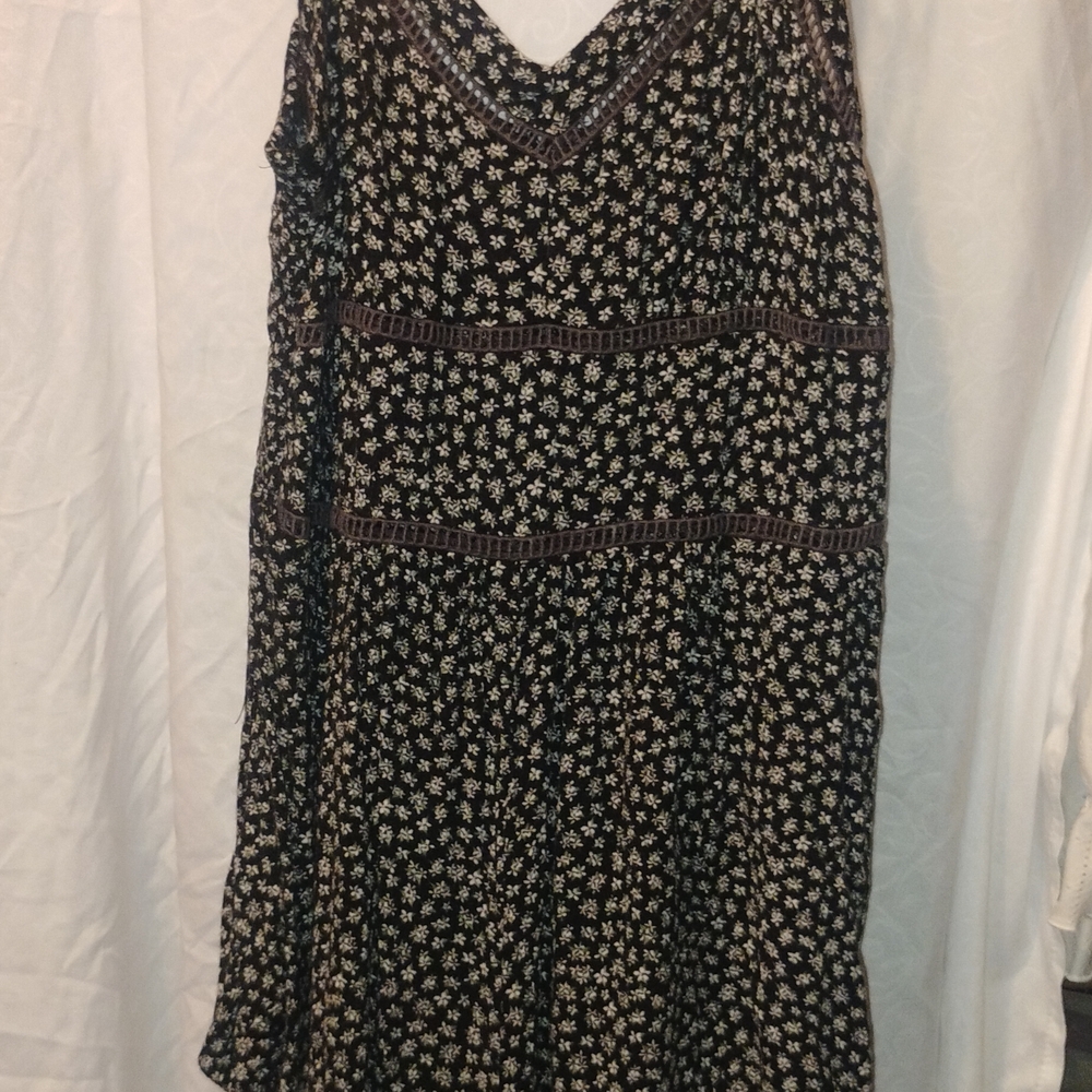 Aeropostale Black Floral Top